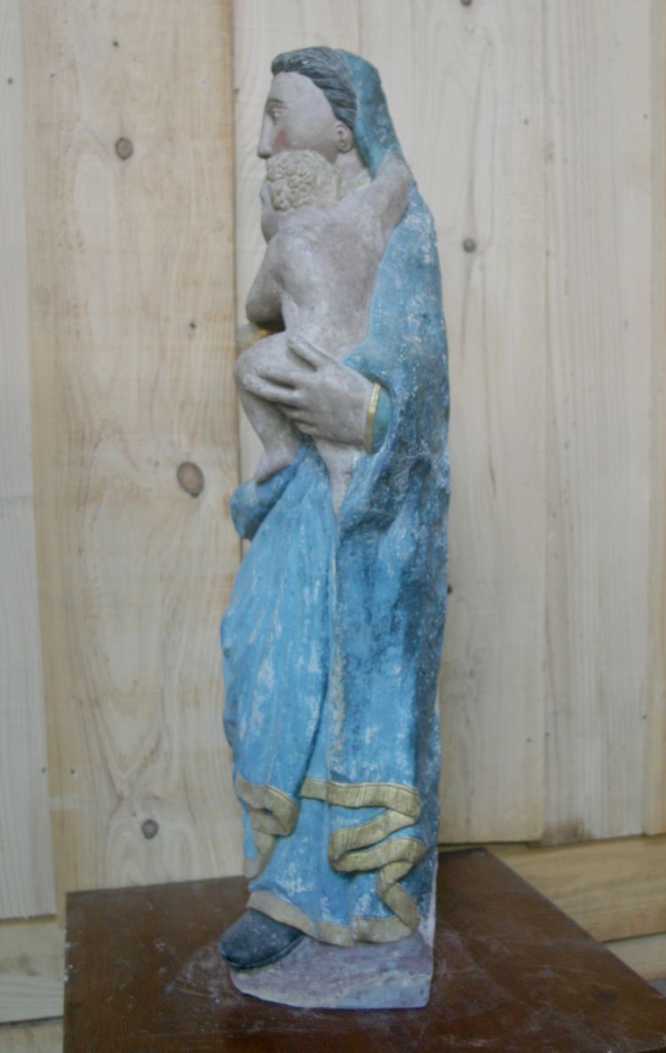 Vergine col Bambino in pietra