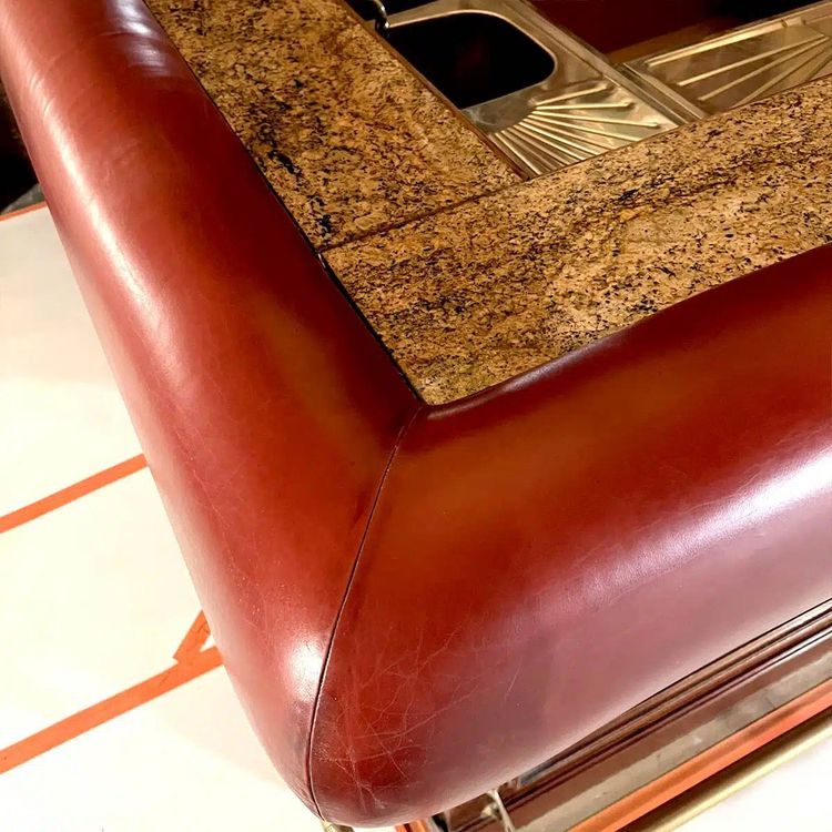 Mobile bar in mogano massello con finiture in ottone e marmo
