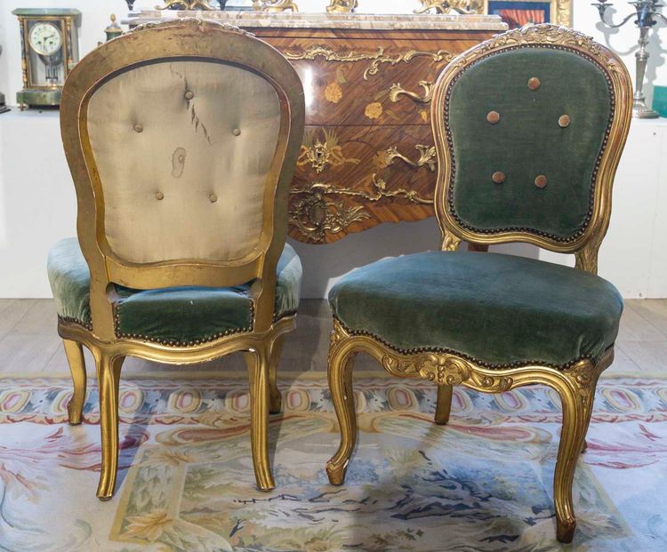 Une Suite De Salon En Bois Sculpté Et Doré, Fin XIXème Siècle 