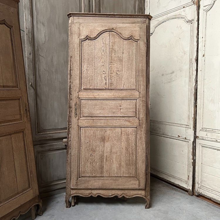 Paire De Portes De Placard Avec Bâti