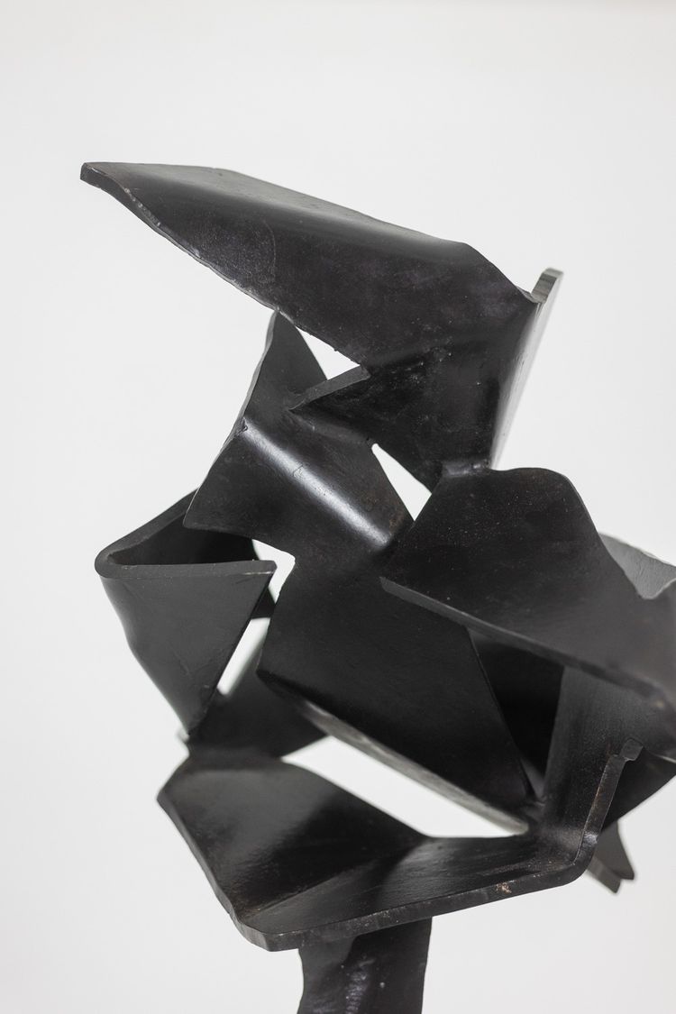 Jean Campa. Scultura geometrica in metallo lucidato. Anni '80. LS62141309P