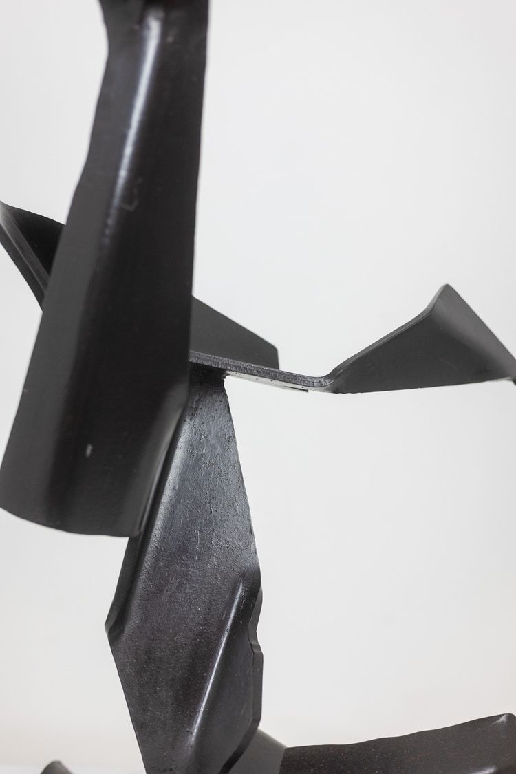 Jean Campa. Scultura geometrica in metallo lucidato. Anni '80. LS62141309P