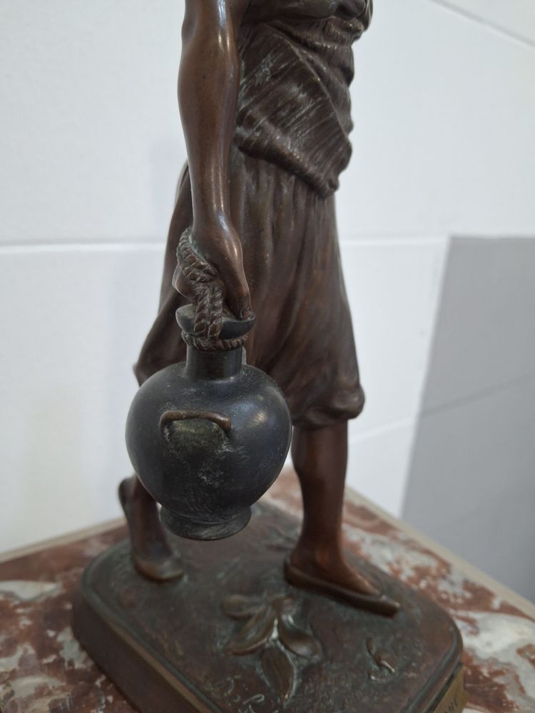 Il portatore d'acqua tunisino