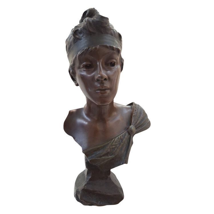 Busto femminile monumentale in bronzo FRIME antica
