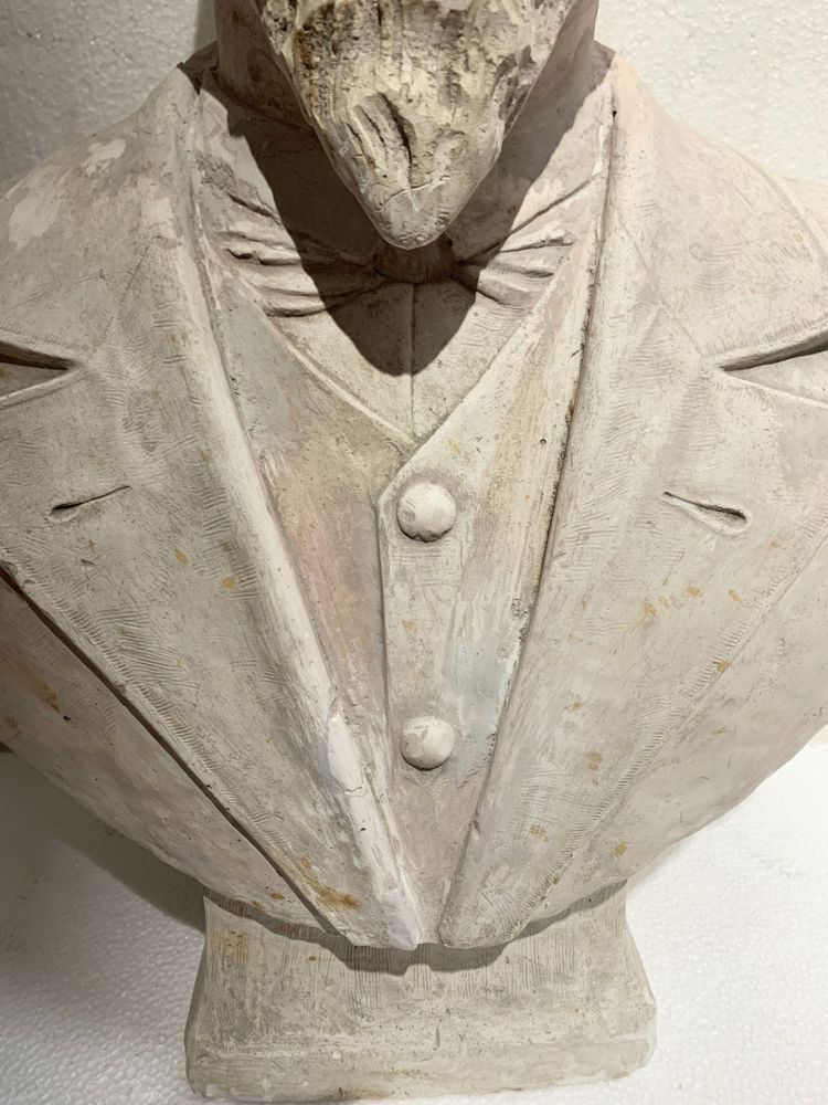 Busto di un notabile" calco in gesso scolpito, XX secolo