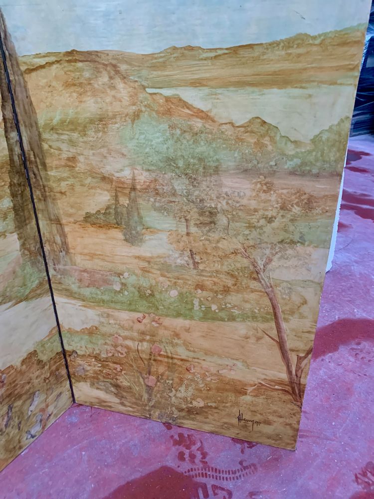 Paravent a trois feuilles peintes XX siècle