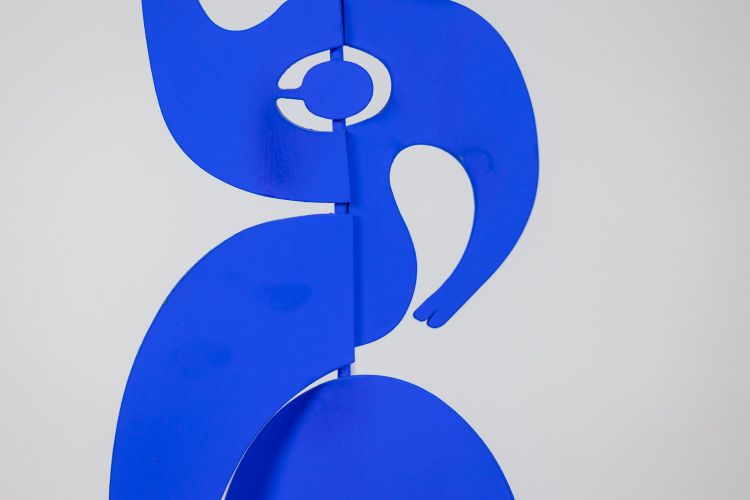 Antonino di San Pietro. Scultura blu “Tauride”. Contemporaneo. Codice articolo: LS6240489P