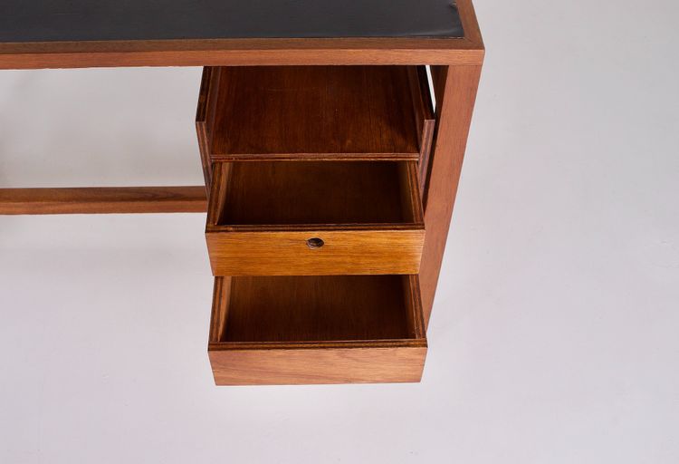 Bureau moderniste Charles Vandenhove