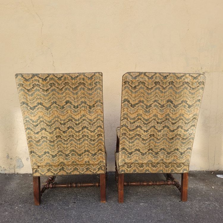 2 poltrone in stile Luigi XIII con arazzo 