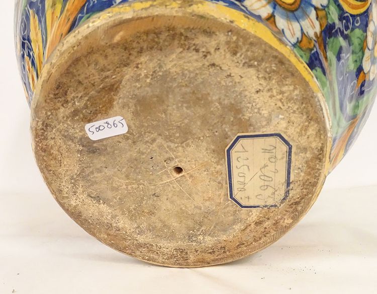 Grande Vaso in Maiolica Ritratti Soldato Maestro Domenico Venezia Italia XVI