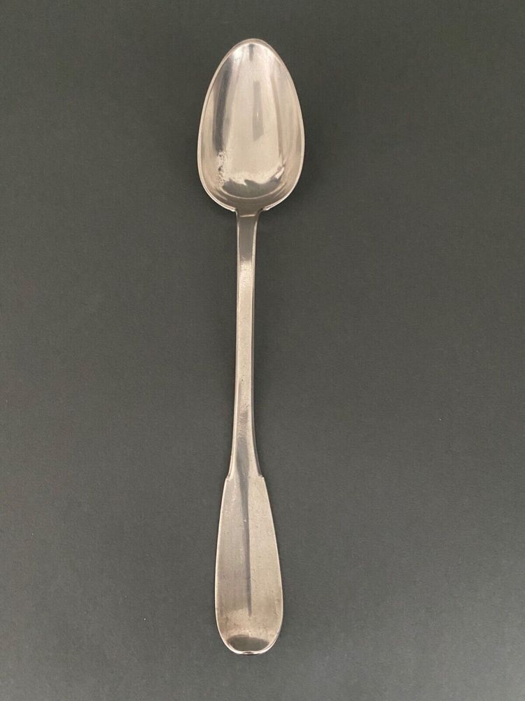 Cuillère à ragoût XVIIIe avec monogramme uniplat
