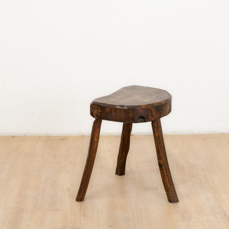 Sgabello da pastore neo-rustico, 1975