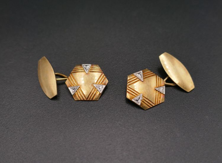 Coppia di gemelli Art Déco, oro 18 carati.