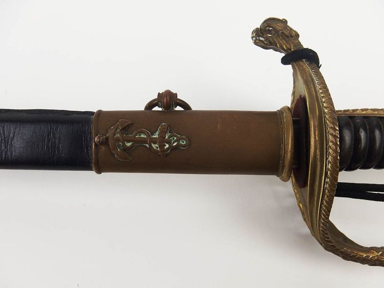 Säbel eines Marineoffiziers