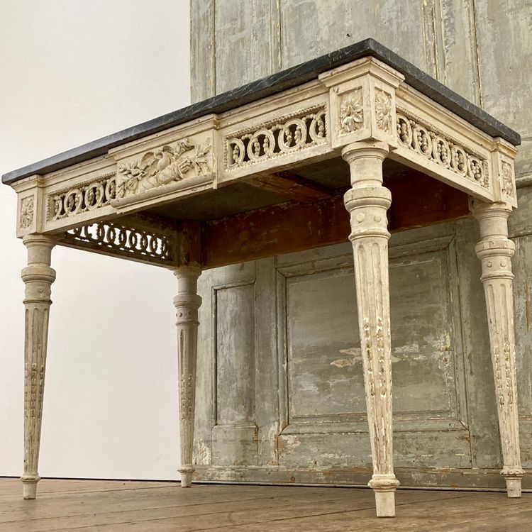Large console d'époque Louis XVI