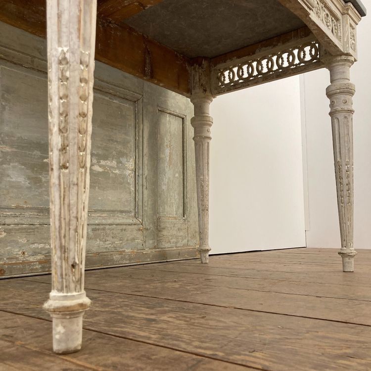 Large console d'époque Louis XVI