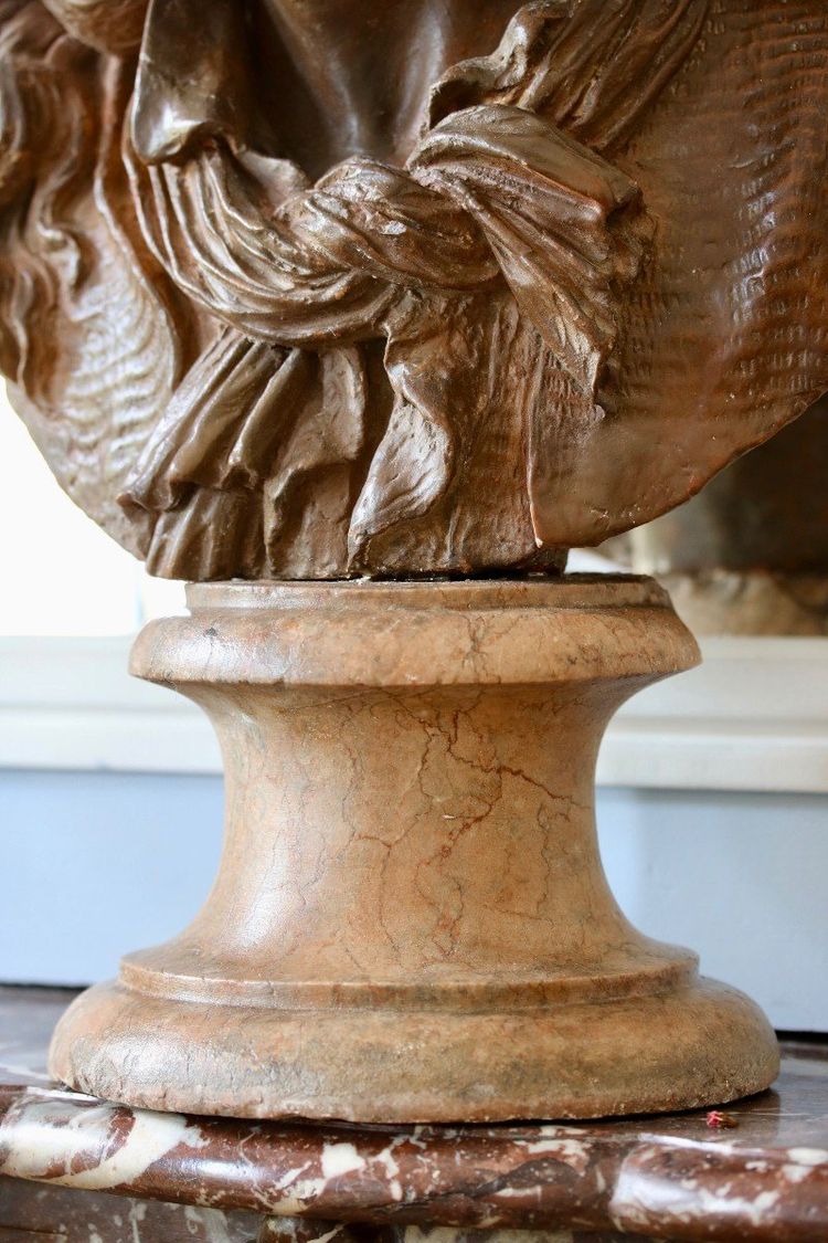Busto in terracotta patinata probabilmente rappresentante Beaumarchais