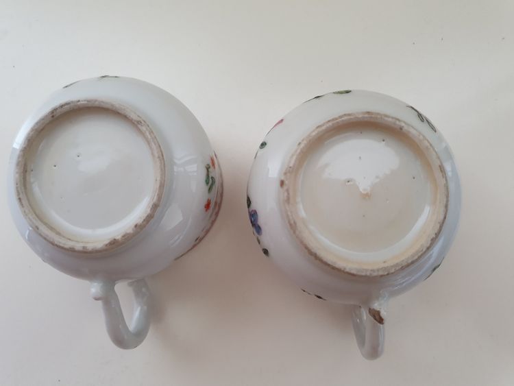 Chinese export porcelain famille rose pots à jus 18th c Qianlong period