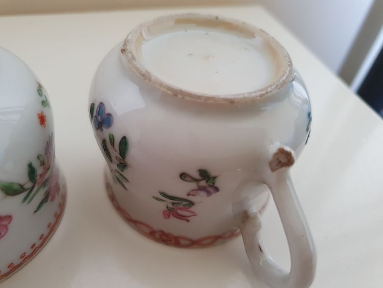 Chinese export porcelain famille rose pots à jus 18th c Qianlong period