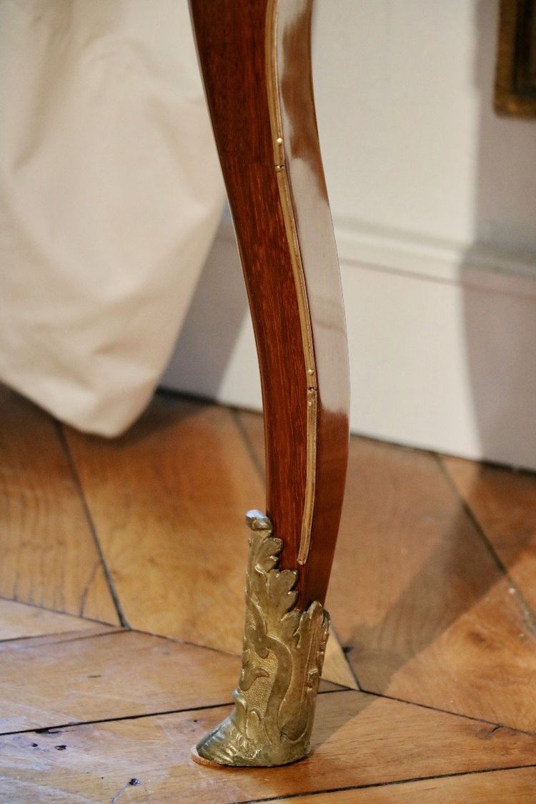 Supporto per parrucca intarsiato in legno di amaranto del periodo Regency