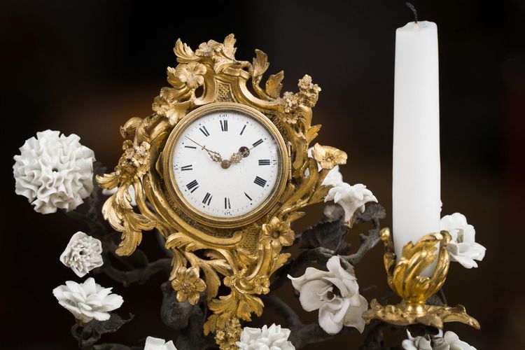 Small Watch Holder Candlestick Clock