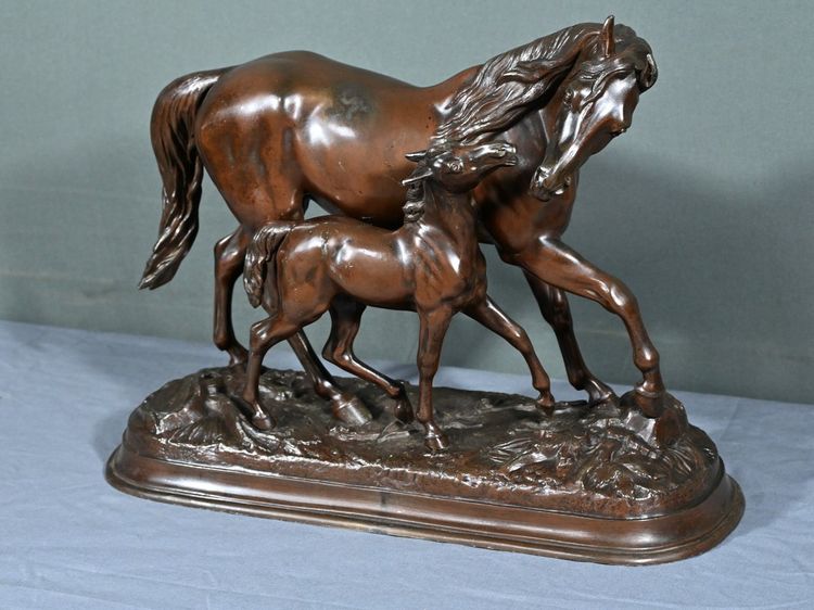 Cavallo e puledro in Spelter, firmato E.Loiseau – Inizio XX secolo
