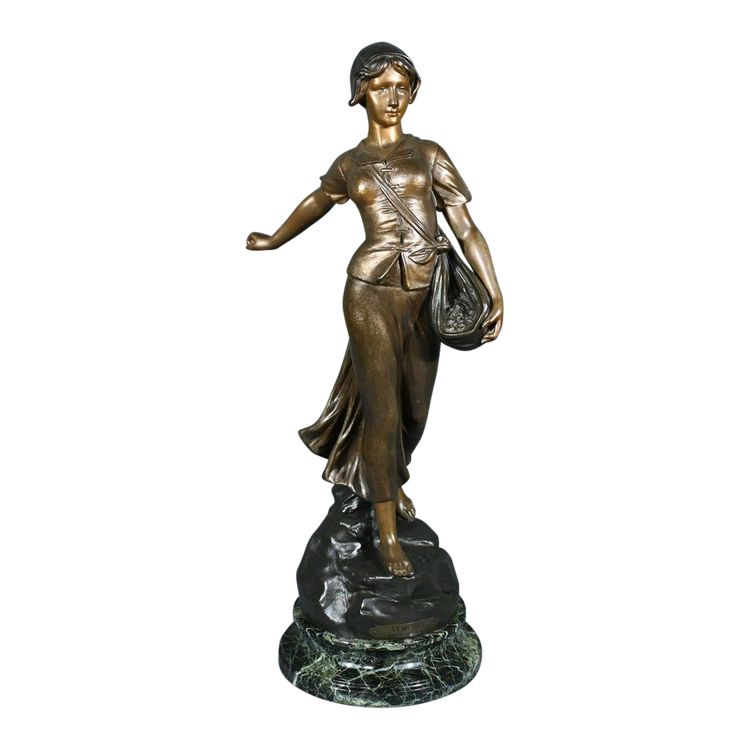 Sculpture en Régule Titrée « Semeuse », signée A. de Ranieri – Milieu XXe