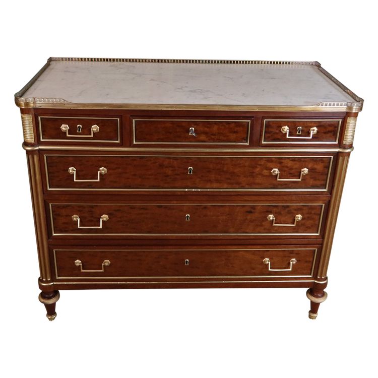 Commode Louis XVI époque XVIIIème siècle.