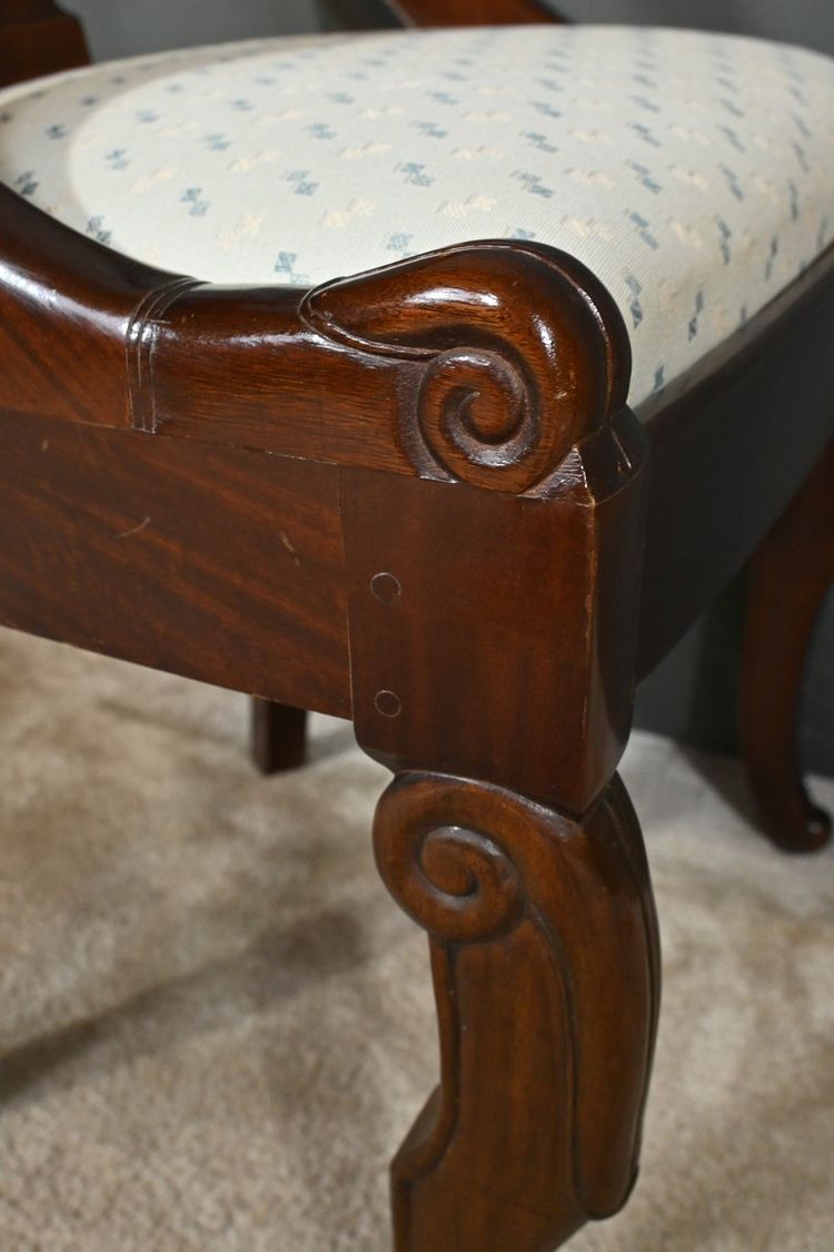 Suite de 4 Chaises Gondole en Acajou, époque Restauration – 1ère Partie XIXe