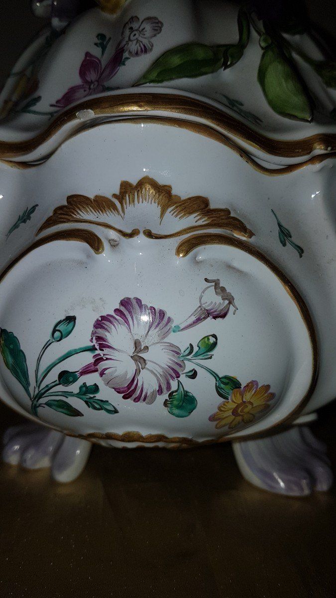 Pot à Oille En Faïence Polychrome Early 20th century
