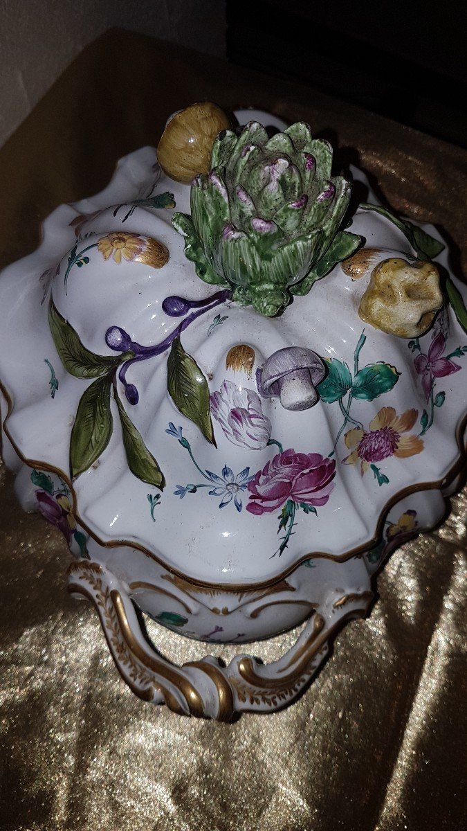 Pot à Oille En Faïence Polychrome Early 20th century