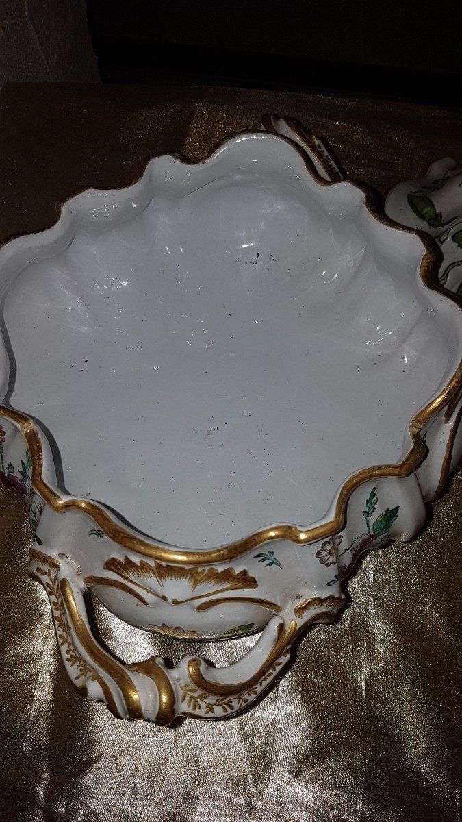 Pot à Oille En Faïence Polychrome Early 20th century