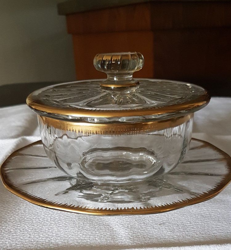 Covered Jam Dish and Saucer in Daum Crystal - 19th Century