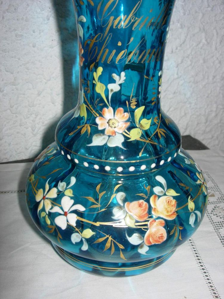 personalisierte Vase aus emailliertem Glas