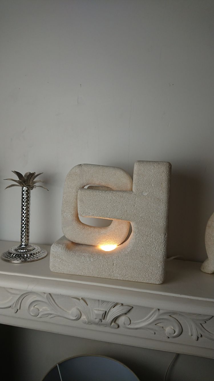 Lampe en pierre de Albert Tormos 