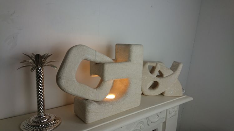 Lampe en pierre de Albert Tormos 