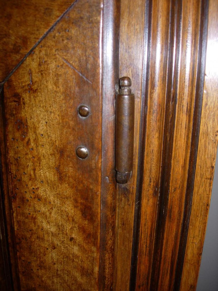 Sideboard mit 2 Korpussen aus Nussbaum