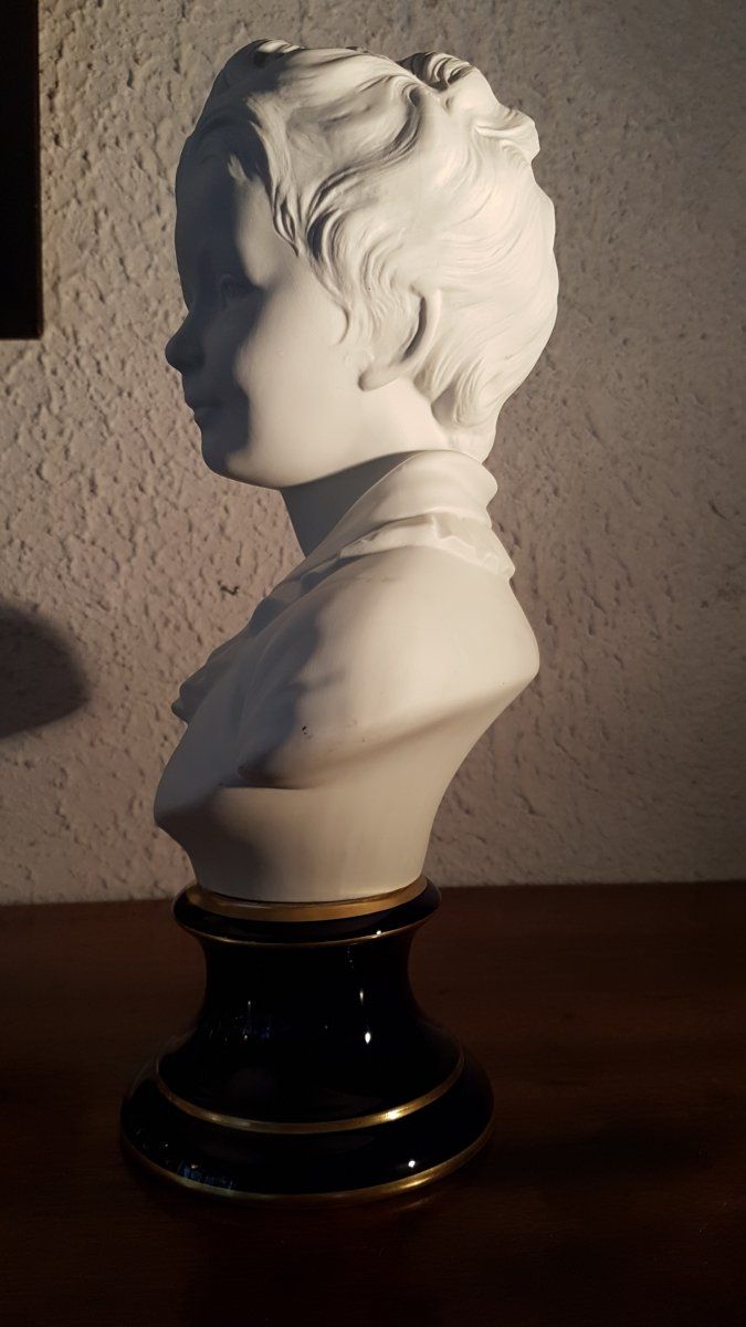 Child bust Limoges porcelain - C. Tharaud