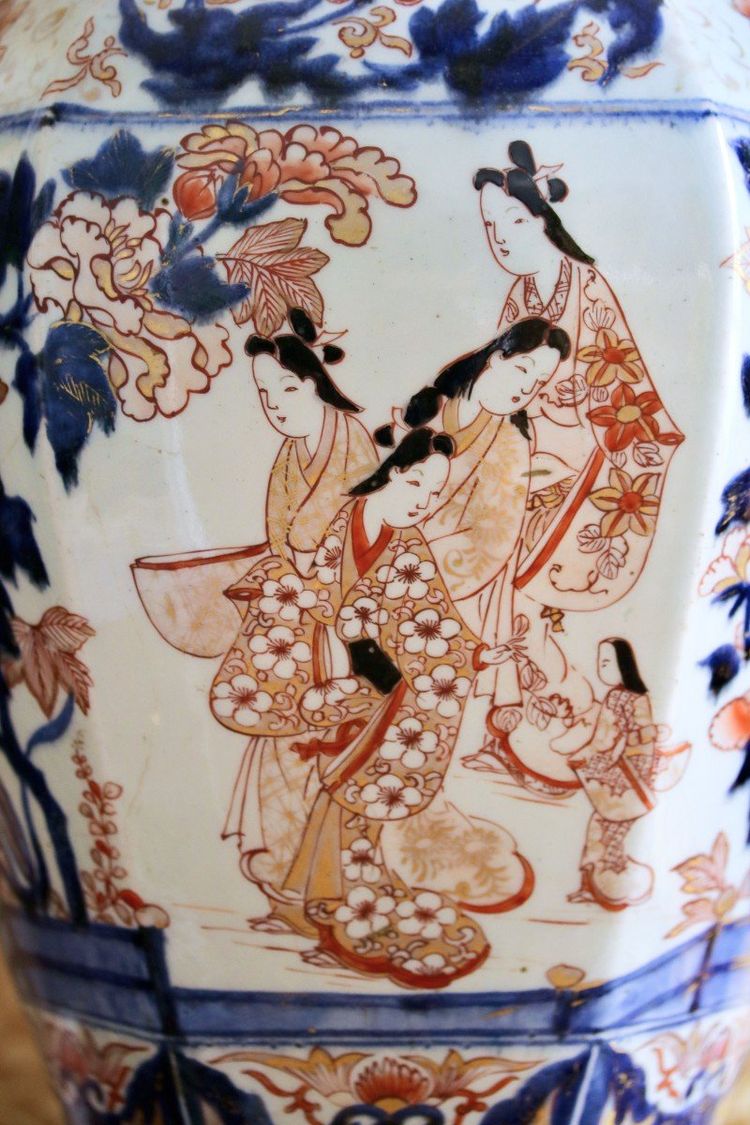 Large Imari Porcelain Vase