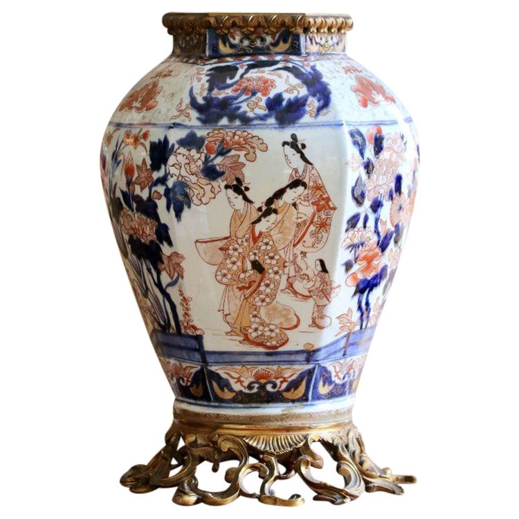 Large Imari Porcelain Vase