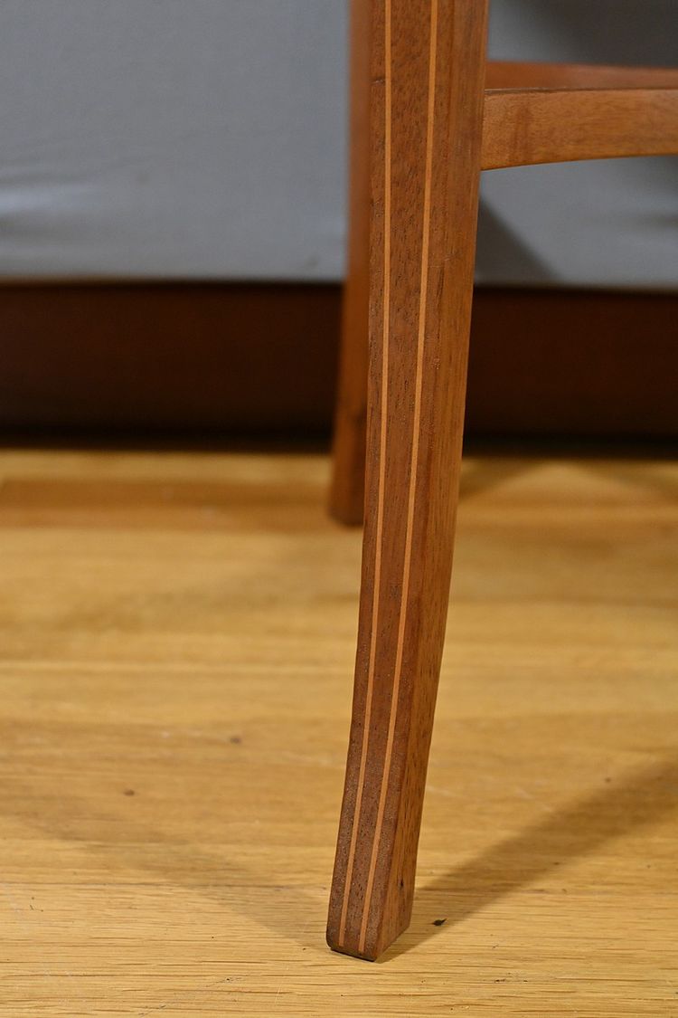 Table à Thé en Acajou – Fin XIXe