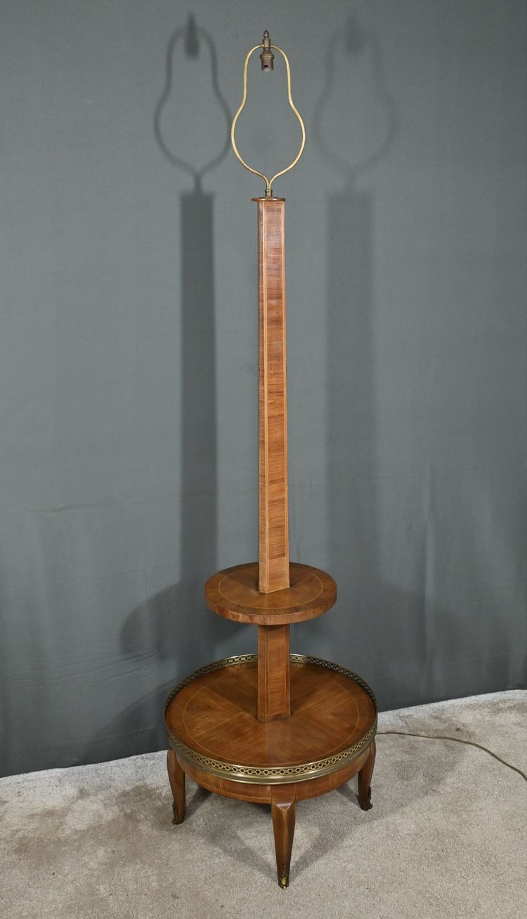 Important Lampadaire en Marqueterie, style Transition Louis XV Louis XVI – 1re partie XXe