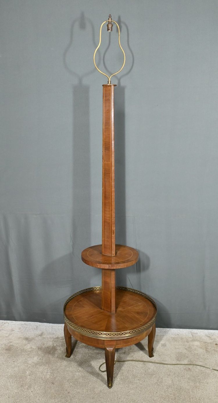 Important Lampadaire en Marqueterie, style Transition Louis XV Louis XVI – 1re partie XXe