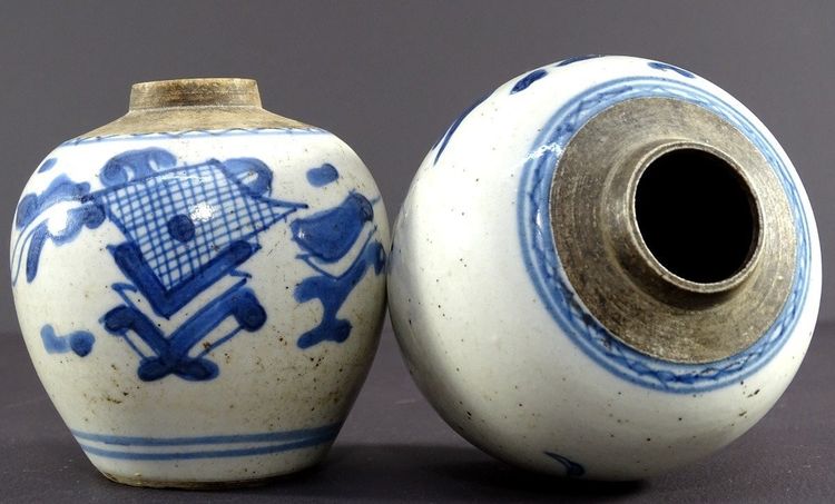 Chine, Dynastie Qing, XVIIème Siècle, Paire Petits Pots à poudre de Gingembre En Porcelaine.