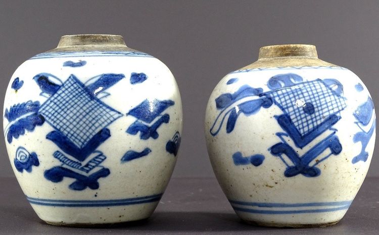 Chine, Dynastie Qing, XVIIème Siècle, Paire Petits Pots à poudre de Gingembre En Porcelaine.