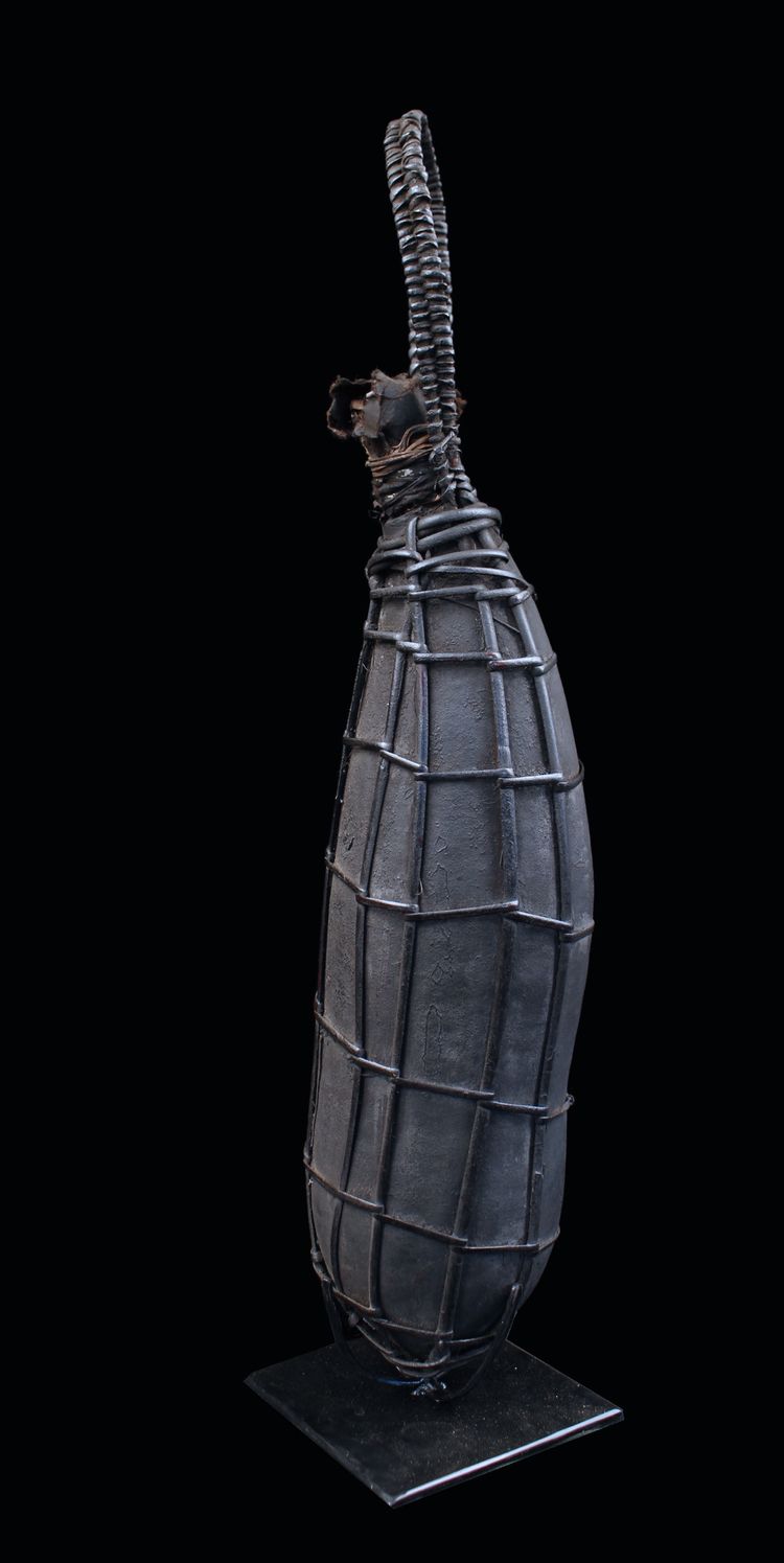 Ancienne gourde traditionnelle, art tribal, art océanien, Papouasie Nouvelle Guinée