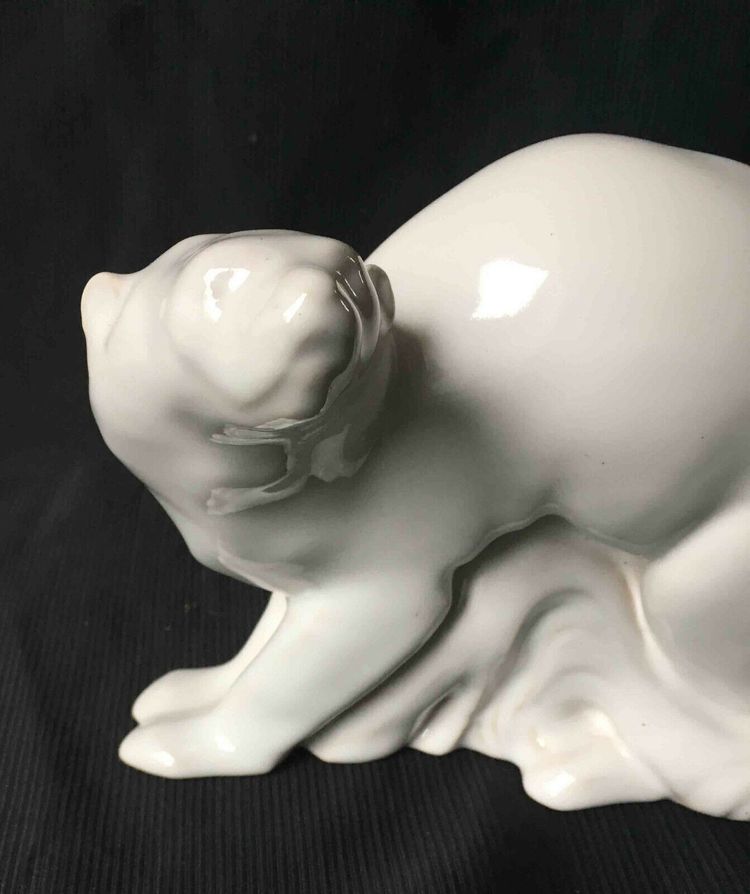 Ceramica bianca l'Hermine Manufacture Nationale de Sèvres per J.B. Gauvenet (1885/1967)