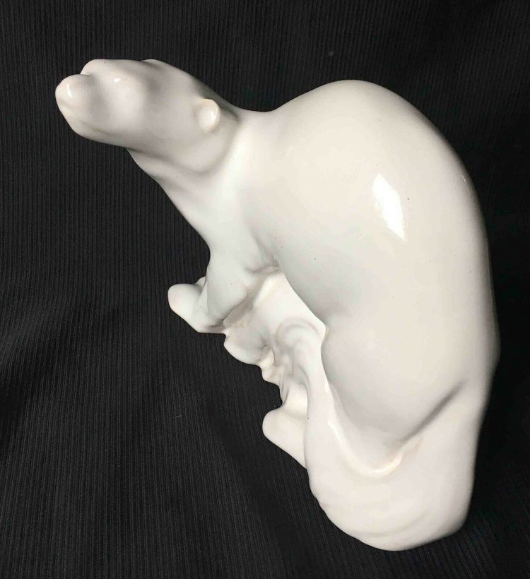 Ceramica bianca l'Hermine Manufacture Nationale de Sèvres per J.B. Gauvenet (1885/1967)