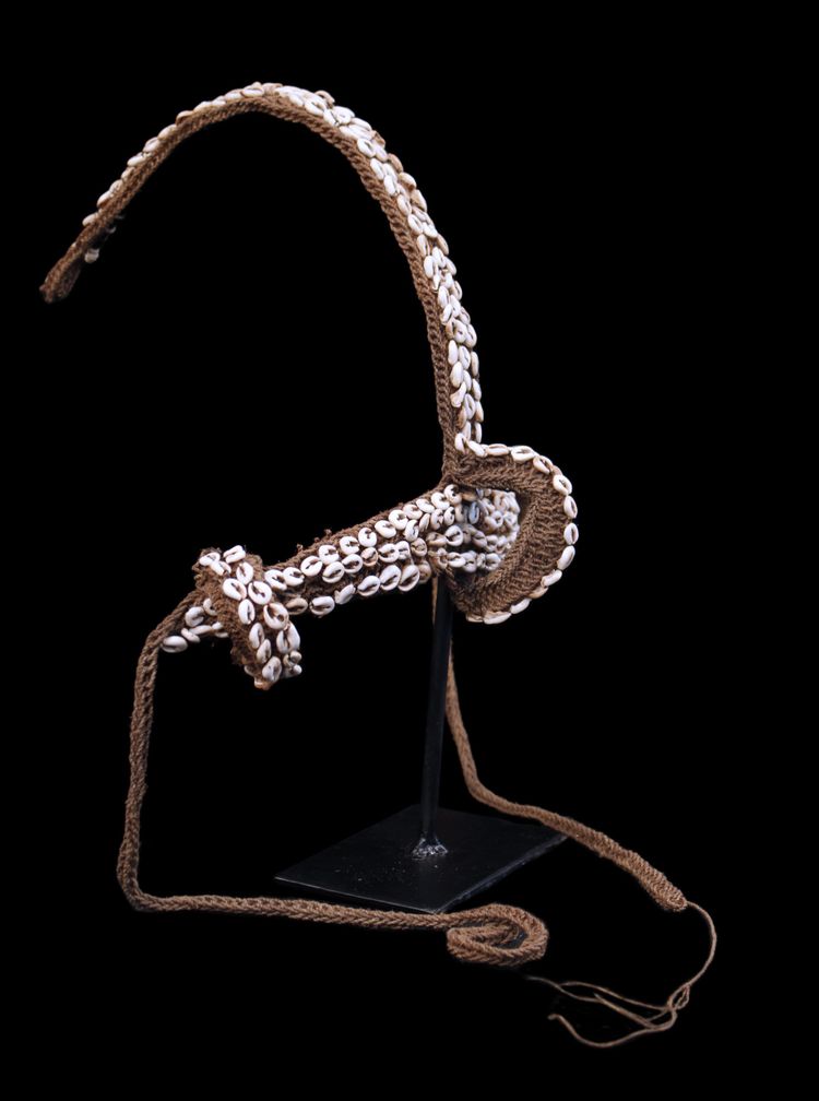 Dance headdress, tribal art, oceanic art, Papua New Guinea, traditional ornament, Oceania