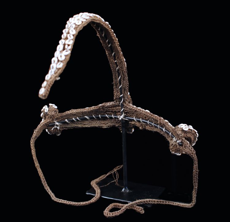 Dance headdress, tribal art, oceanic art, Papua New Guinea, traditional ornament, Oceania
